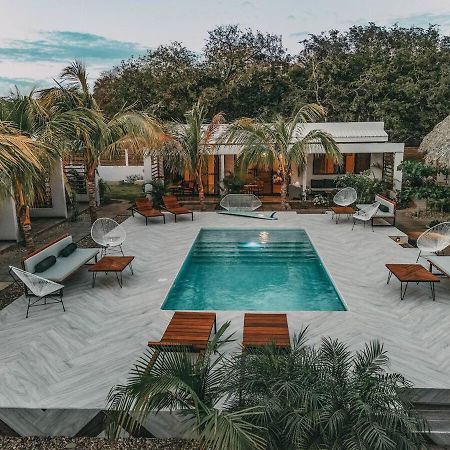 Surf And Yoga Retreat Nicaragua Hostel La Albina ภายนอก รูปภาพ