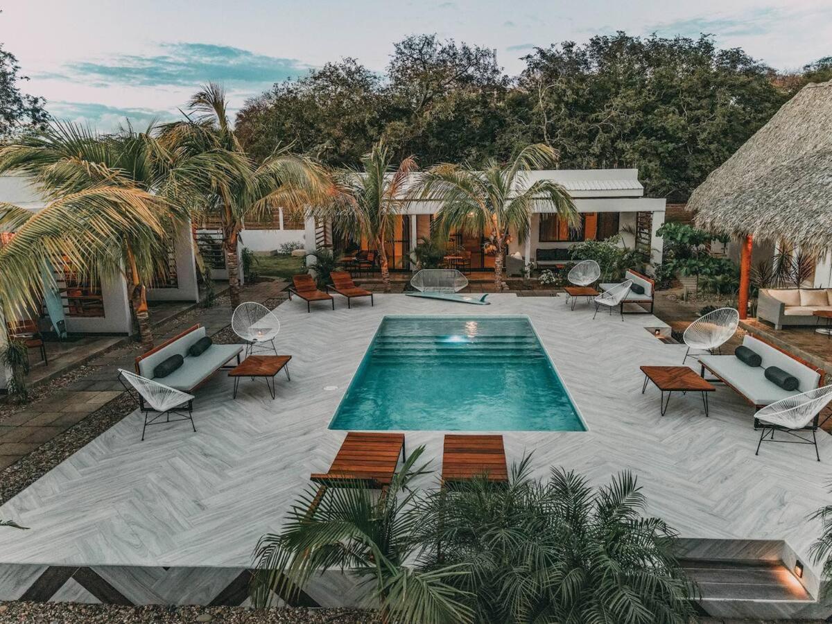 Surf And Yoga Retreat Nicaragua Hostel La Albina ภายนอก รูปภาพ