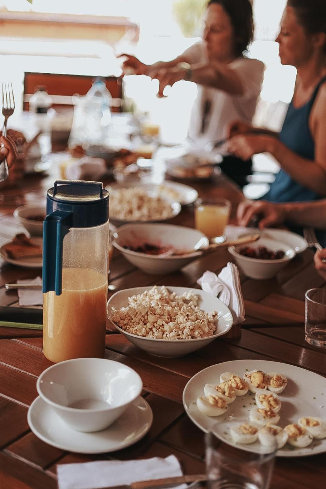 Surf And Yoga Retreat Nicaragua Hostel La Albina ภายนอก รูปภาพ